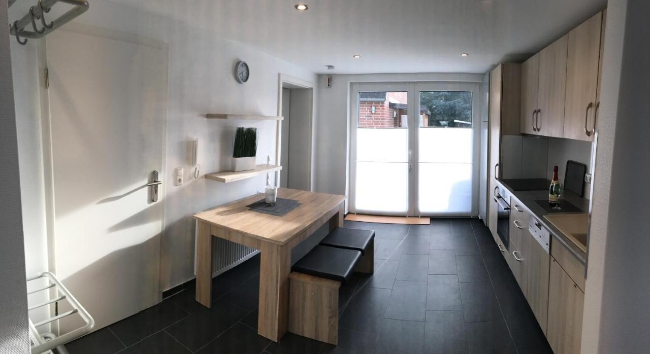Ferienwohnung Rinteln: Cozy 4-Star Apartment with Terrace Exterior photo